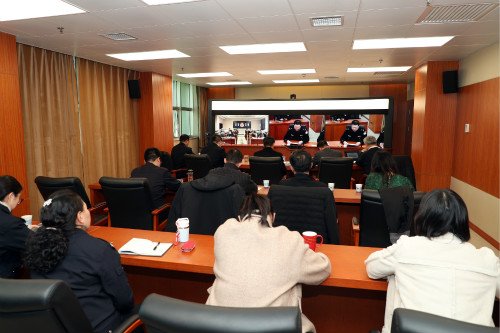 我省召开“两客一危”运输企业道路交通安全约谈会